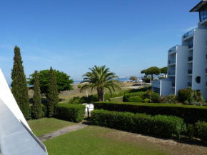 Appartement 2 pieces vue mer avec piscine